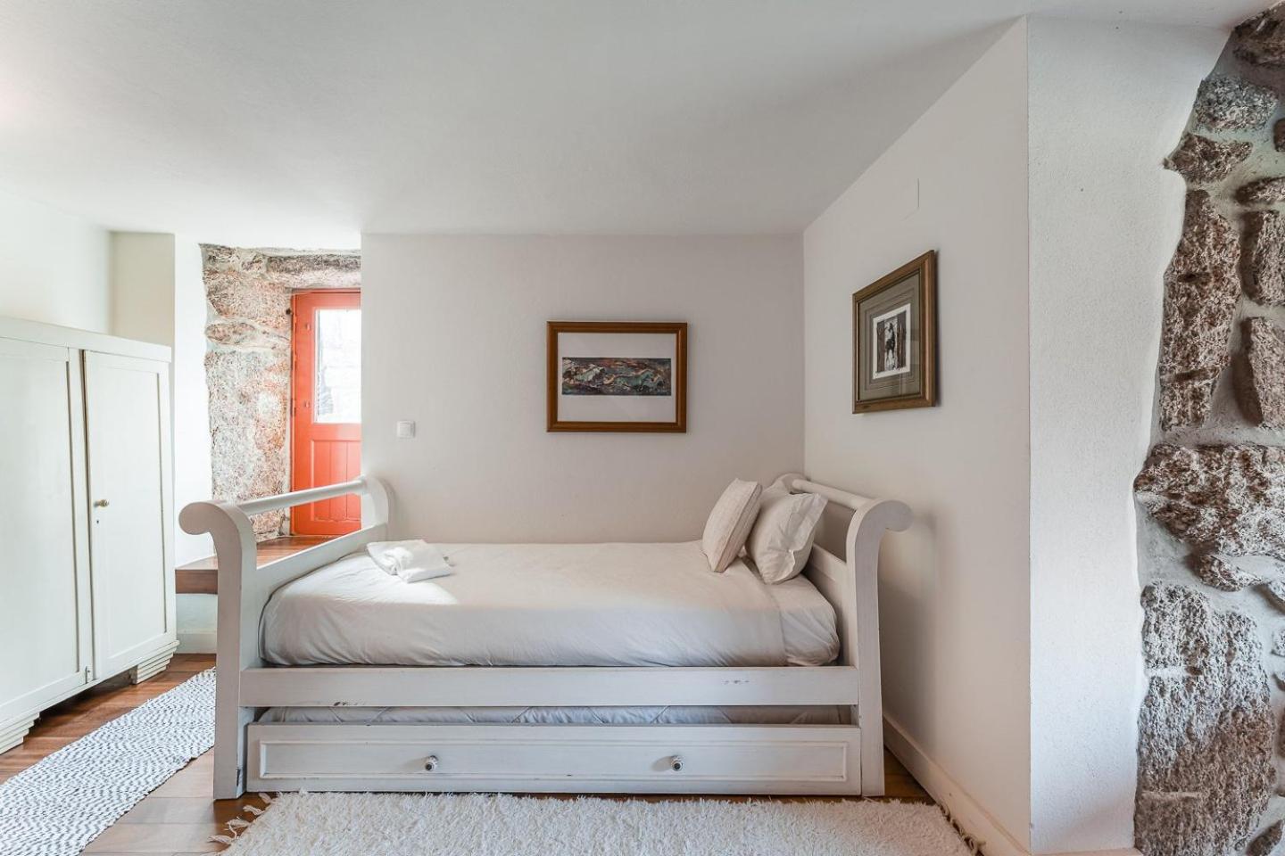 阿尔库什迪瓦尔德维什Guestready - Quintinha Casas Do Jardim 2别墅 外观 照片
