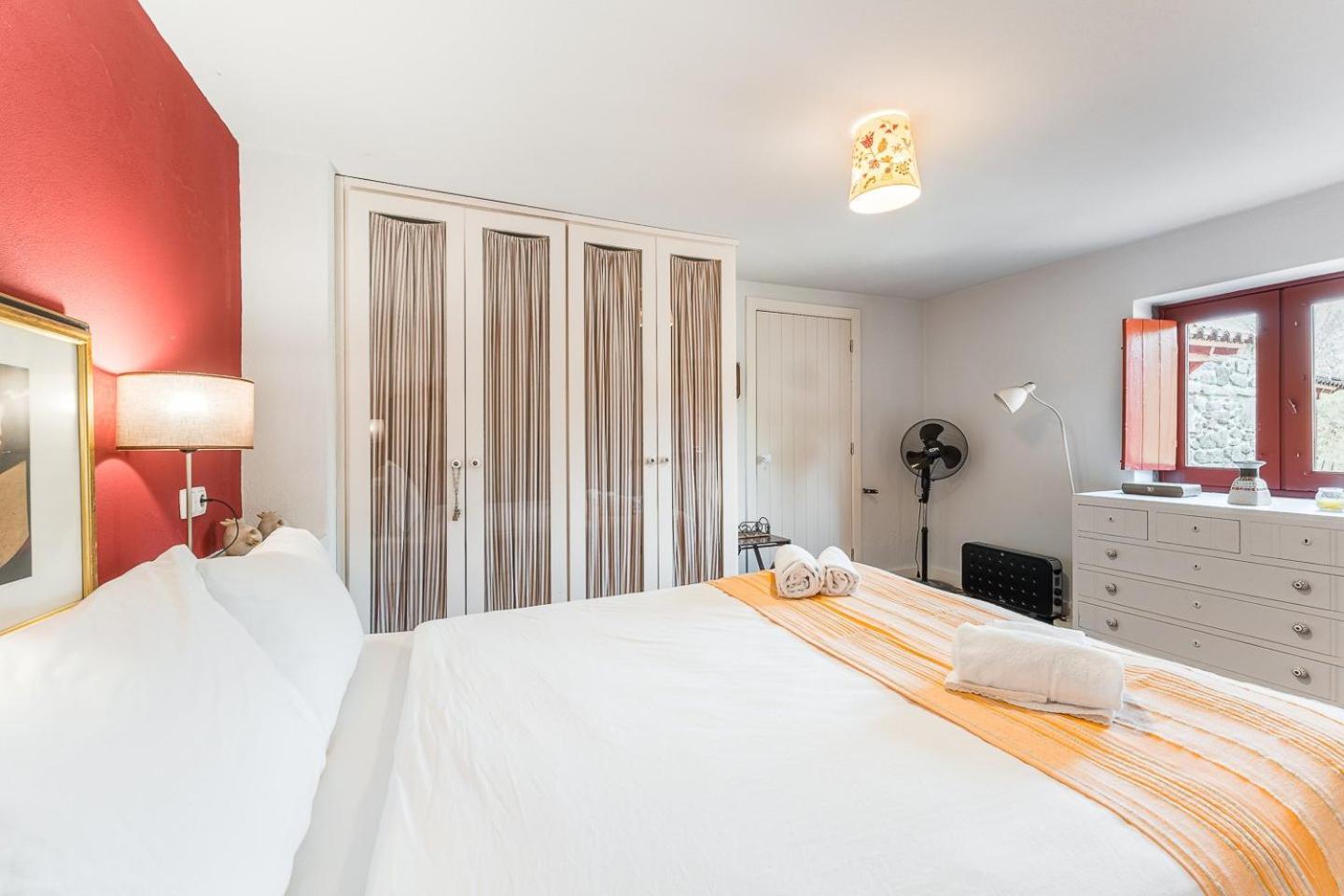 阿尔库什迪瓦尔德维什Guestready - Quintinha Casas Do Jardim 2别墅 外观 照片