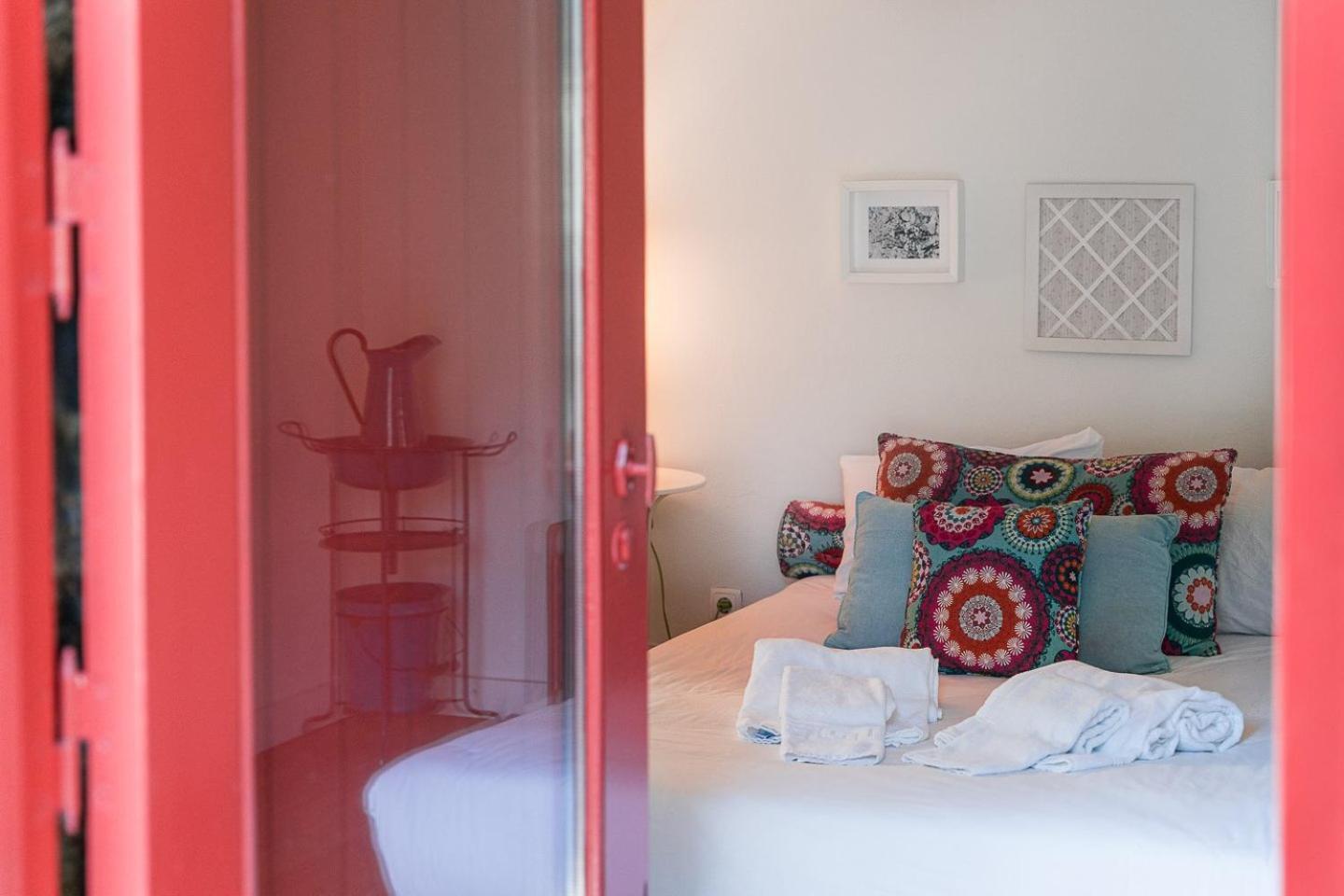 阿尔库什迪瓦尔德维什Guestready - Quintinha Casas Do Jardim 2别墅 外观 照片